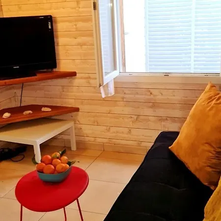 Dom wakacyjny Petite Maison Bois Cosy Dans Un Ecrin De Verdure *