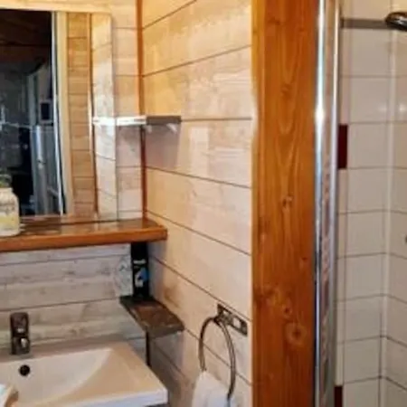 Petite Maison Bois Cosy Dans Un Ecrin De Verdure بورتو فيكشْيو