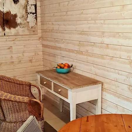 Petite Maison Bois Cosy Dans Un Ecrin De Verdure * بورتو فيكشْيو