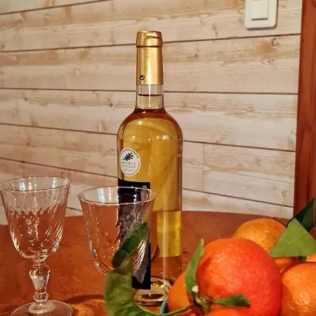 Petite Maison Bois Cosy Dans Un Ecrin De Verdure بورتو فيكشْيو