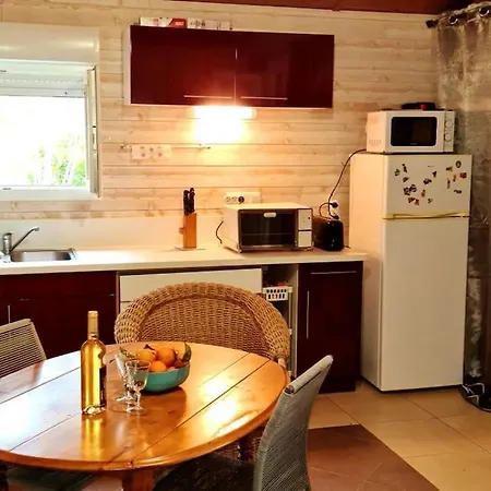 Holiday home Petite Maison Bois Cosy Dans Un Ecrin De Verdure Porto-Vecchio (Corsica)